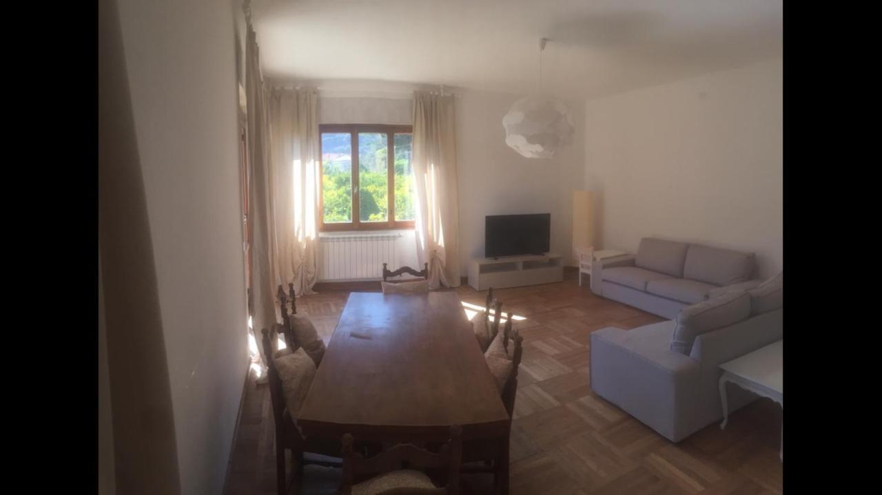 Casa Romeo Appartamento Con Posto Auto Finale Ligure Eksteriør bilde
