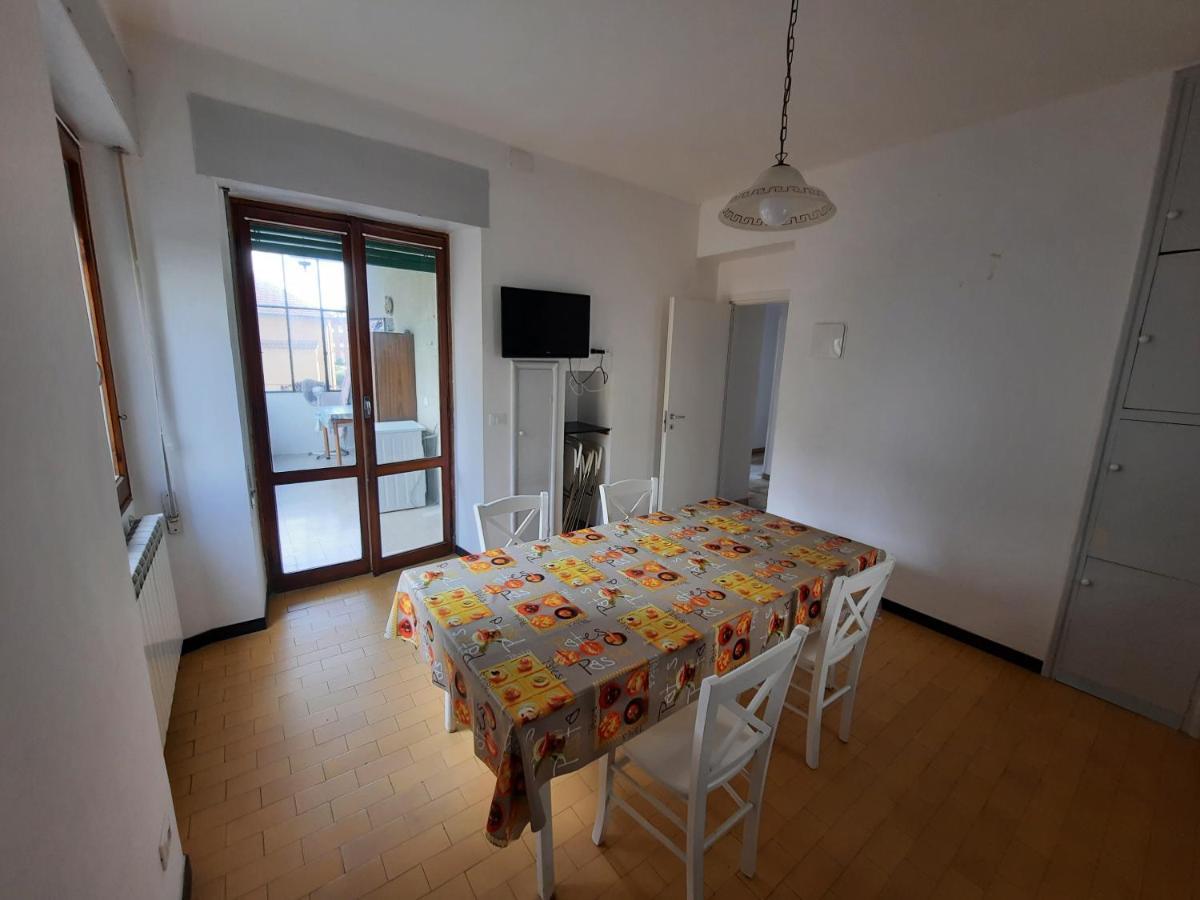 Casa Romeo Appartamento Con Posto Auto Finale Ligure Eksteriør bilde