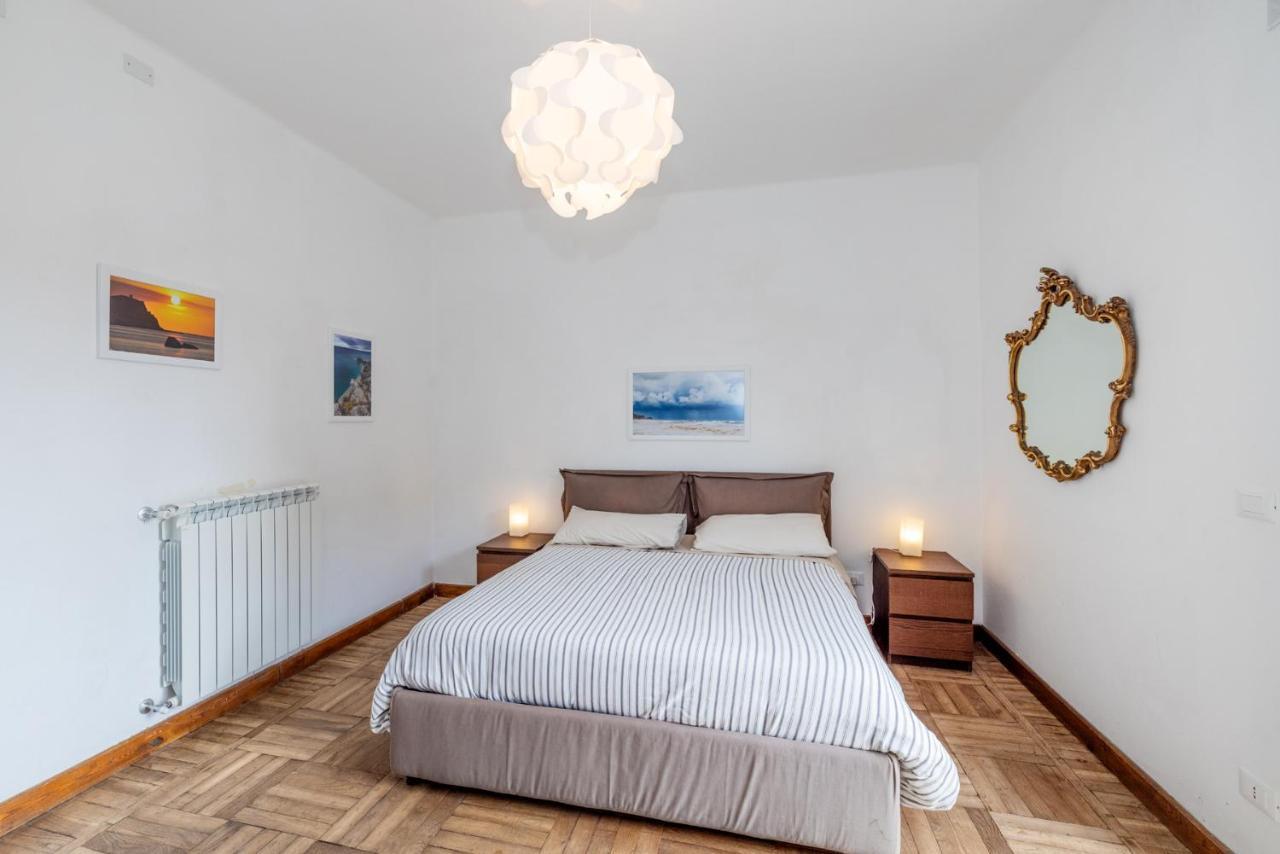 Casa Romeo Appartamento Con Posto Auto Finale Ligure Eksteriør bilde
