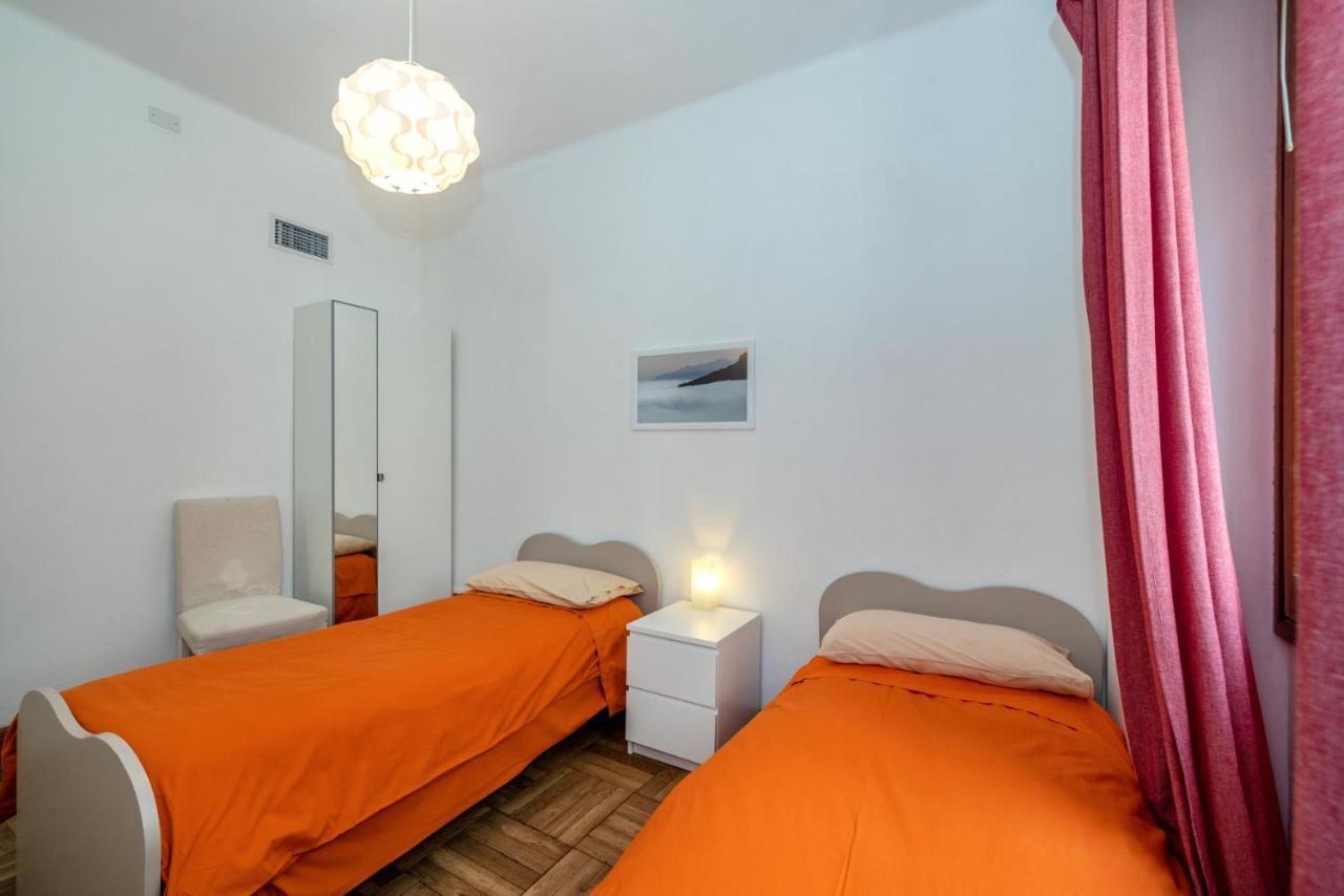 Casa Romeo Appartamento Con Posto Auto Finale Ligure Eksteriør bilde