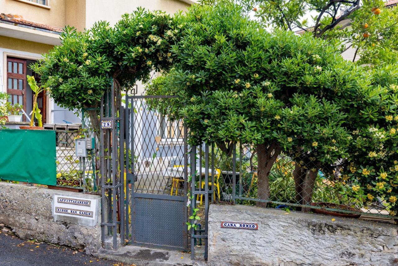 Casa Romeo Appartamento Con Posto Auto Finale Ligure Eksteriør bilde